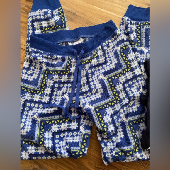 ⏰Sleep/Lounge Set - Picture 3 of 4